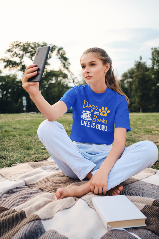 Dogs And Books Life Is Good T-Shirt