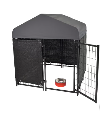 Dog Kennel 4'X4' with Privacy Screen